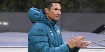 América Femenil destituye al técnico Craig Harrington