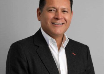 Busca diputado se agilice pago a regantes del 025 y 026