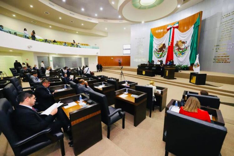 Comparece ante Congreso diputada que enfrenta desafuero