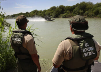 Encuentran cuerpo de niño africano en el Rio Bravo