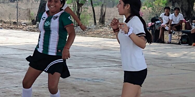 Contribuye el Municipio de Victoria en celebración de estudiantes deportistas