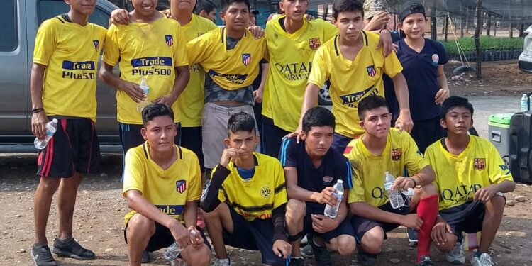 Contribuye el Municipio de Victoria en celebración de estudiantes deportistas