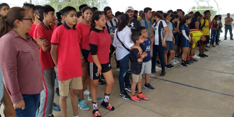 Contribuye el Municipio de Victoria en celebración de estudiantes deportistas