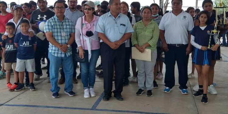 Contribuye el Municipio de Victoria en celebración de estudiantes deportistas