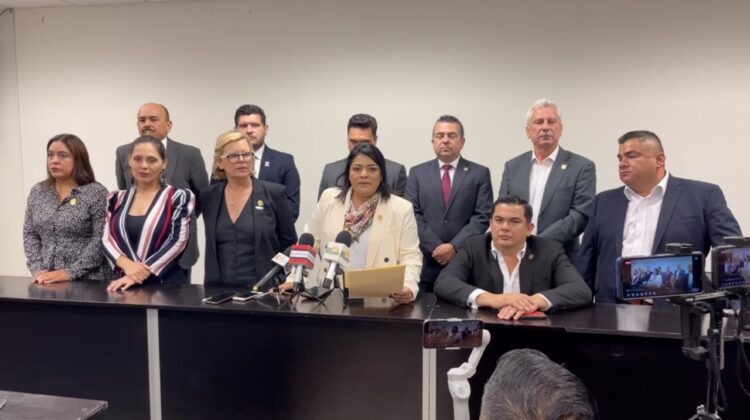 Denuncia Morena a bancada del PAN de intentar “madruguete legislativo”