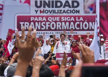 En un año Morena comenzará encuestas para seleccionar candidato presidencial