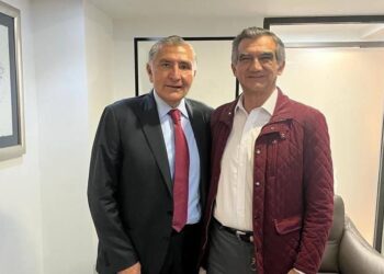 Sostiene Américo Villarreal reunión con altos funcionarios federales en Ciudad de México