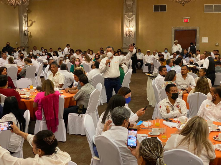 Más allá de los colores en la acción ciudadana, llama Guevara a maestros unidad del SNTE