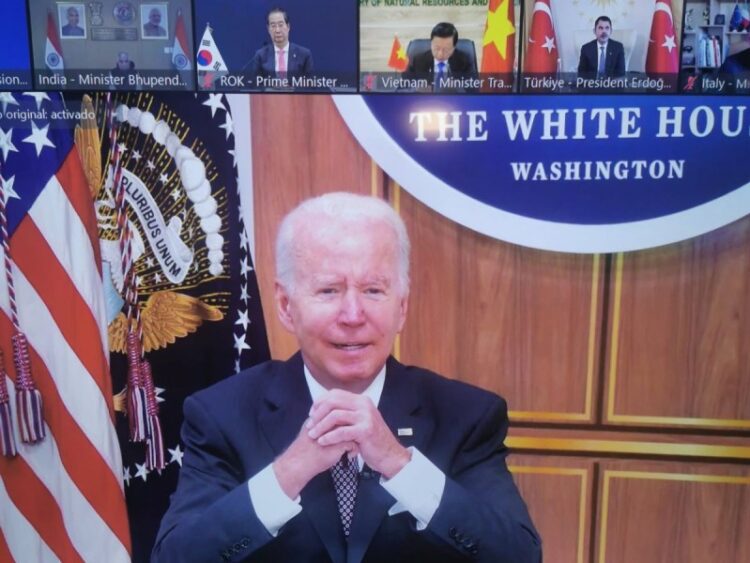 Biden inaugura cumbre climática virtual; participa López Obrador