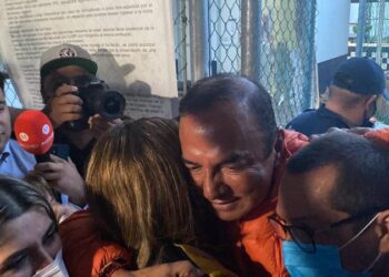 Liberan en Veracruz a José Manuel del Río Virgen, funcionario del Senado