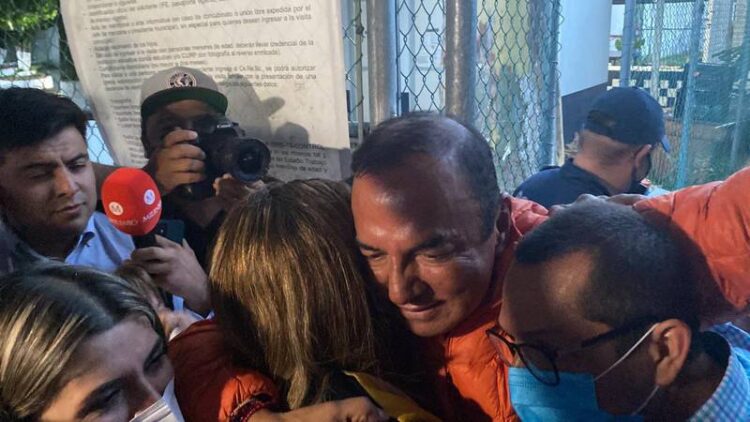 Liberan en Veracruz a José Manuel del Río Virgen, funcionario del Senado