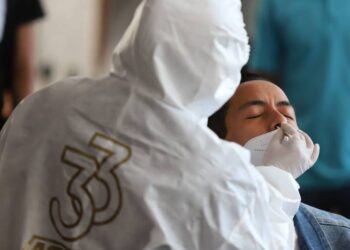 Las subvariantes ómicron BA.4 y BA.5, que están provocando una nueva ola de contagios COVID