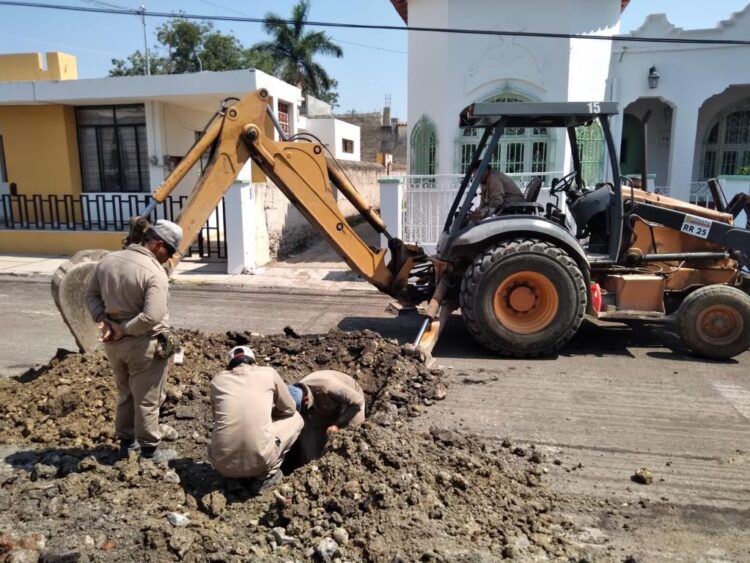 Trabajan Comapa y OPM para garantizar obras de drenaje y pavimentación