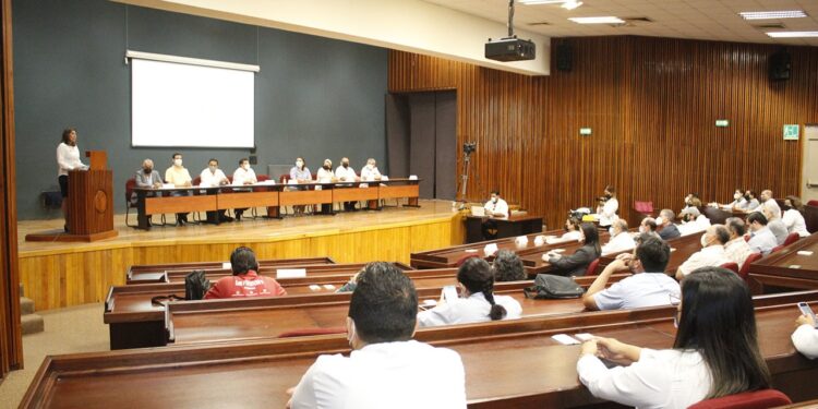 Descubre la UAT sistema arrecifal en costas de Tampico, Tamaulipas