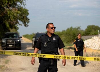 Biden promete reforzar lucha contra tráfico de migrantes tras “horrible” tragedia en Texas