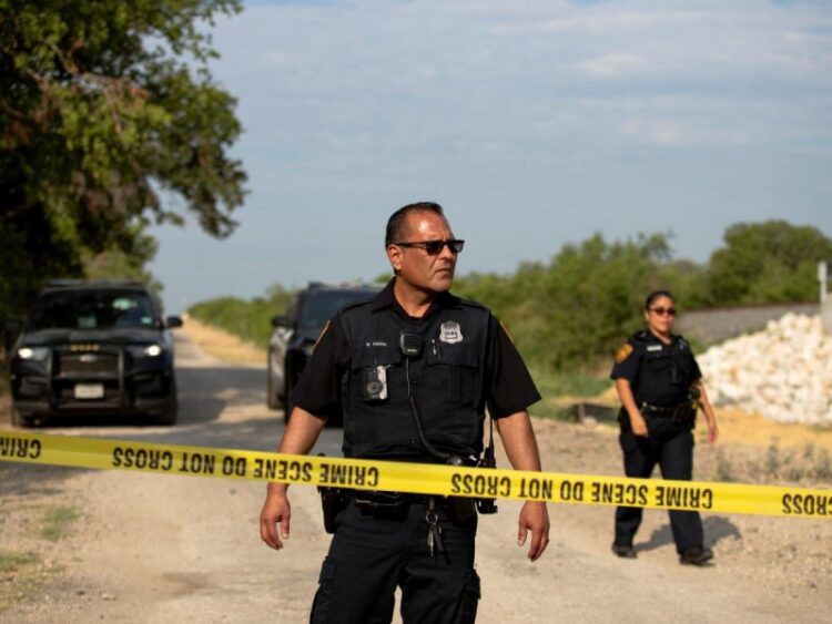 Biden promete reforzar lucha contra tráfico de migrantes tras “horrible” tragedia en Texas