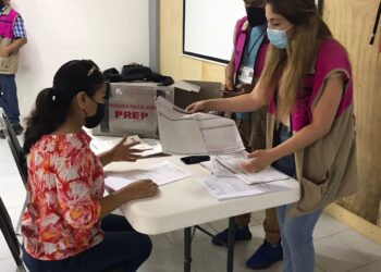 Distribuyen documentos y material electoral a 4 mil 777 mesas directivas de casilla en Tamaulipas