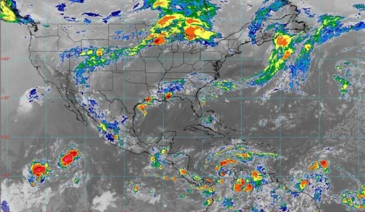 Ciclón tropical dos se aproxima a las costas de Quintana Roo