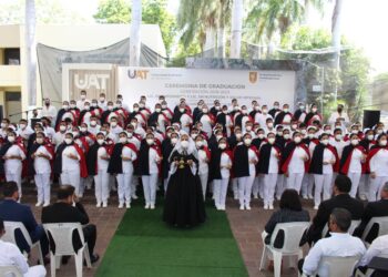 Egresa la generación 2018-2022 de la UAM Mante