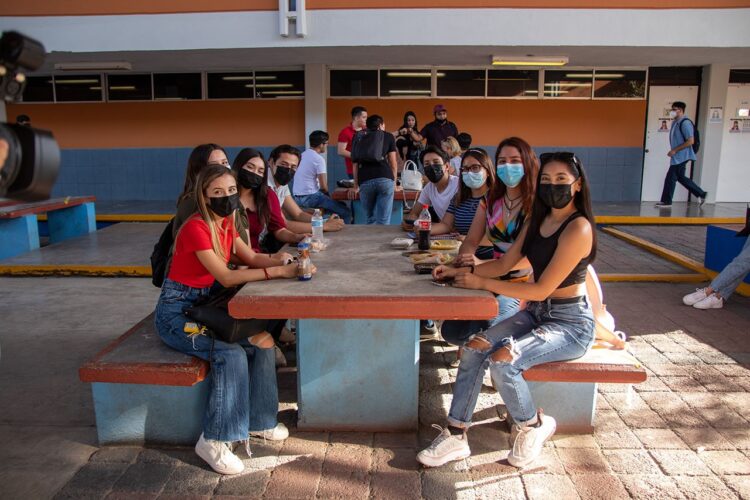 Con clases presenciales inicia la UAT periodo escolar de verano