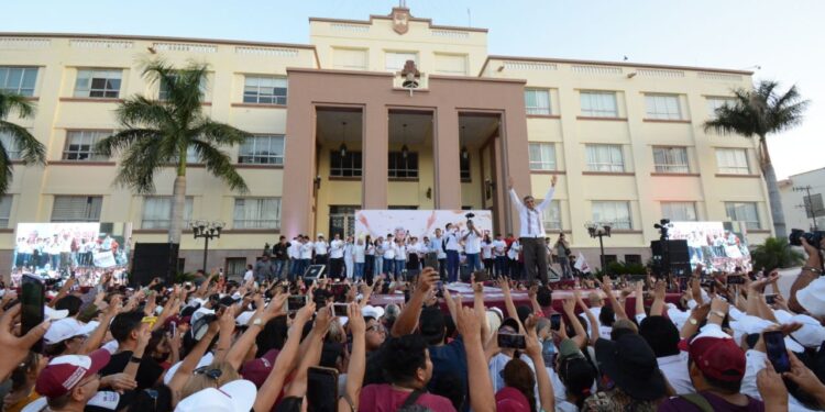 No nos arrebatarán la victoria advierte Américo Villarreal en segundo festejo placero