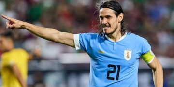 Edison Cavani podría fichar con Toluca