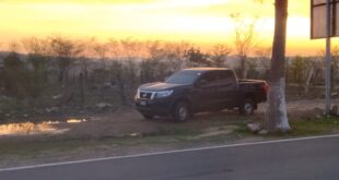 Por no detenerse, militares disparan contra camioneta