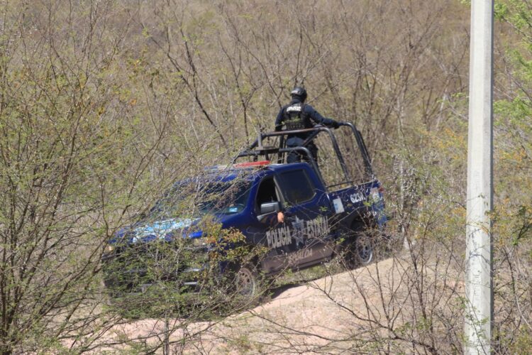 Hallan tres fosas clandestinas en zona de Tepuche Culiacán