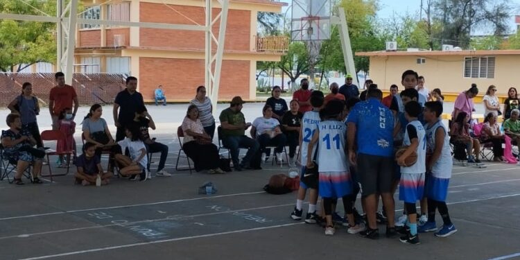 Se juegan finales de basquetbol infantil “Victoria te quiero más”