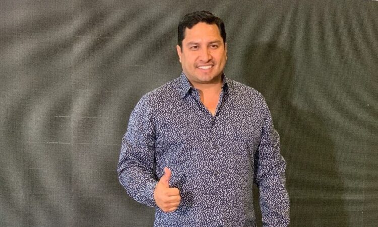 Spotify desaparece una vez más canciones de Julión Álvarez