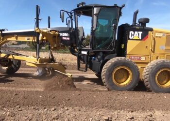 Motoniveladoras: máquinas para nivelar suelos y calzadas