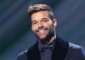 Ricky Martin enfrenta demanda por incumpliento de contrato