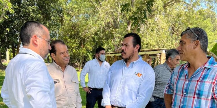 Fortalece la UAT su vinculación con productores citrícolas de Tamaulipas
