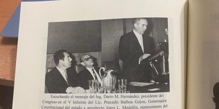 Editan libro “Crónicas de un Caballero” en memoria de Don Darío M. Hernández Cervantes