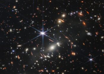 Telescopio James Webb capta imagen de primeras galaxias formadas tras el Big Bang