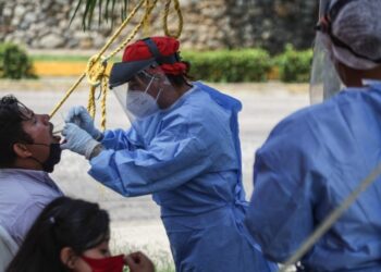 Casos covid siguen al alza; México registra más de 37 mil contagios en últimas 24 horas