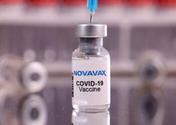FDA autoriza la vacuna contra Covid-19 de Novavax