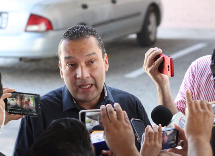 Destinarán 30 millones de privilegios sindicales a servicios públicos de Victoria