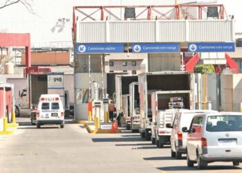 Cesan a 2 mil por corrupción en las aduanas; hay 30 denuncias ante FGR y la UIF