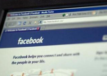 Separa Facebook mensajes para familia y amigos