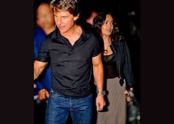Salma Hayek sale a cenar con Tom Cruise y causan caos en un restaurante de Londres