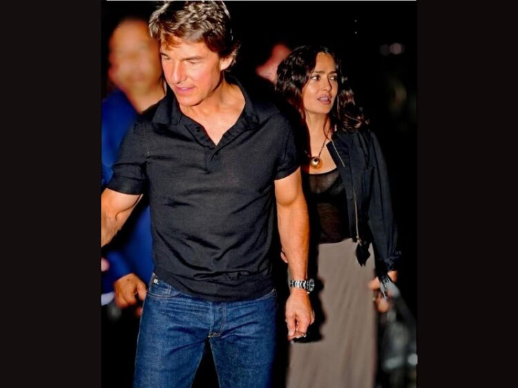 Salma Hayek sale a cenar con Tom Cruise y causan caos en un restaurante de Londres