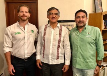 Se reúne Américo Villarreal con la dirigencia del PVEM en Tamaulipas