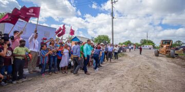Más de 20 años esperaron obras; hoy, Gobierno de Matamoros les cumple a familias del campo