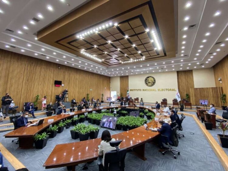 INE multa a partidos con 70.5 mdp por irregularidades en campañas 2022