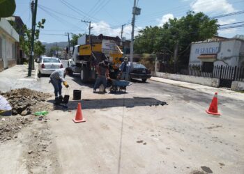 Mantiene Ayuntamiento jornadas de bacheo en Cd. Victoria
