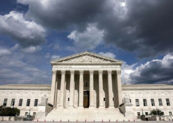 Bloquea Suprema Corte de Texas reanudación de abortos