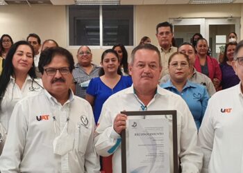 La Facultad de Medicina Matamoros de la UAT recibe premio nacional de excelencia