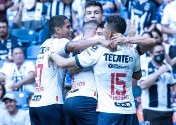 Rayados de Monterrey se impone 1-0 al Puebla