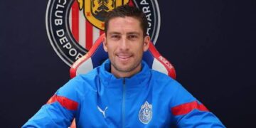 Ormeño utilizará el histórico 14 de Chicharito